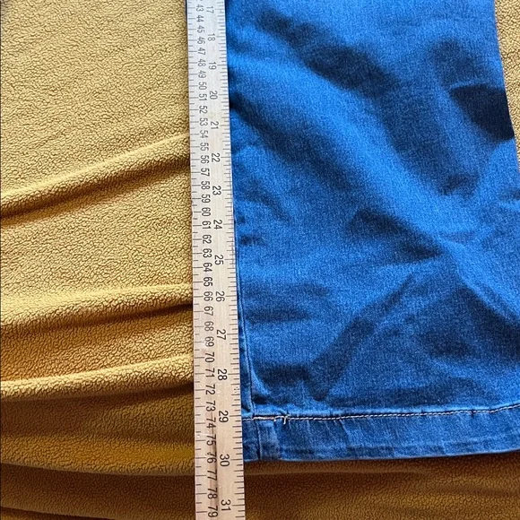 True Religion Indigo Cargo Pants NWT - Picture 2 of 7